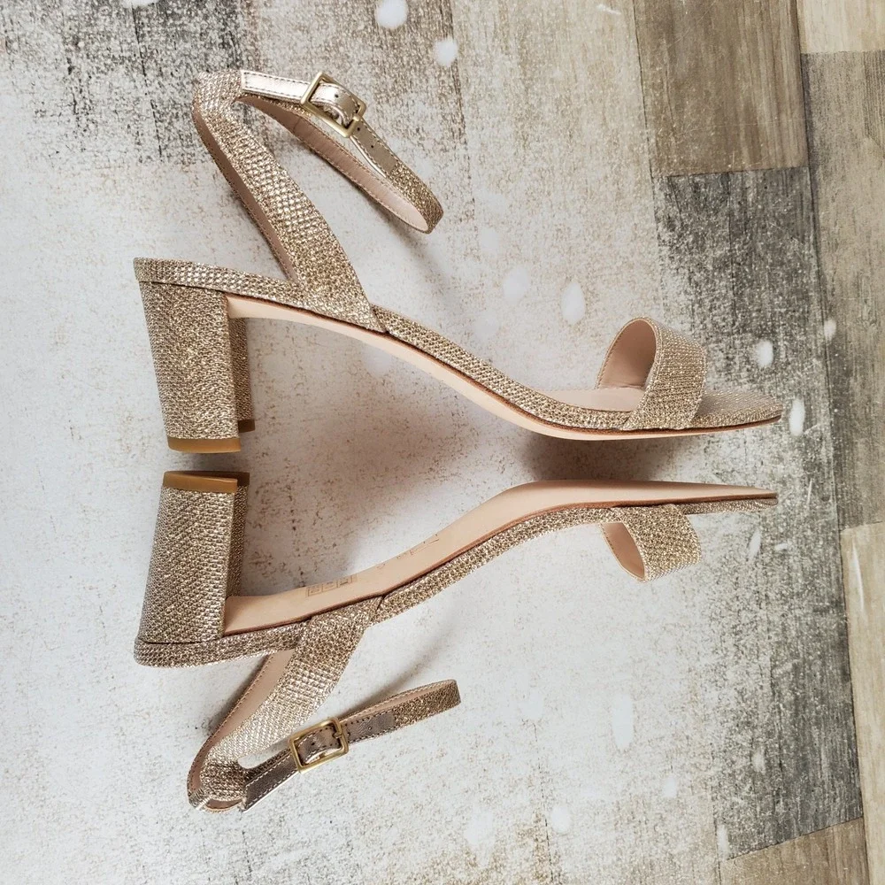 Pelle Moda Moira 2 Womens Sandal Sz 10 M Platinum Gold Metallic Block Heel